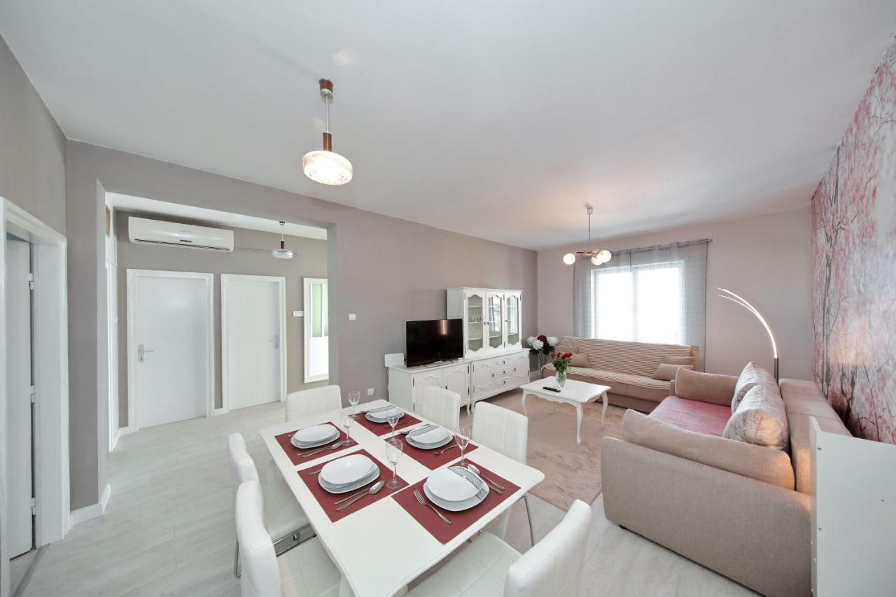Hacienda Mia With Pool,Bbq, Yacuzzi,Free Parking 자다르 외부 사진