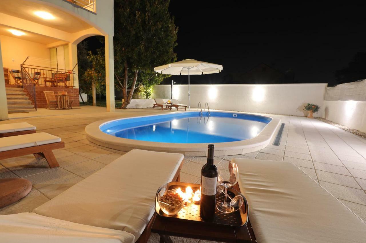 Hacienda Mia With Pool,Bbq, Yacuzzi,Free Parking 자다르 외부 사진